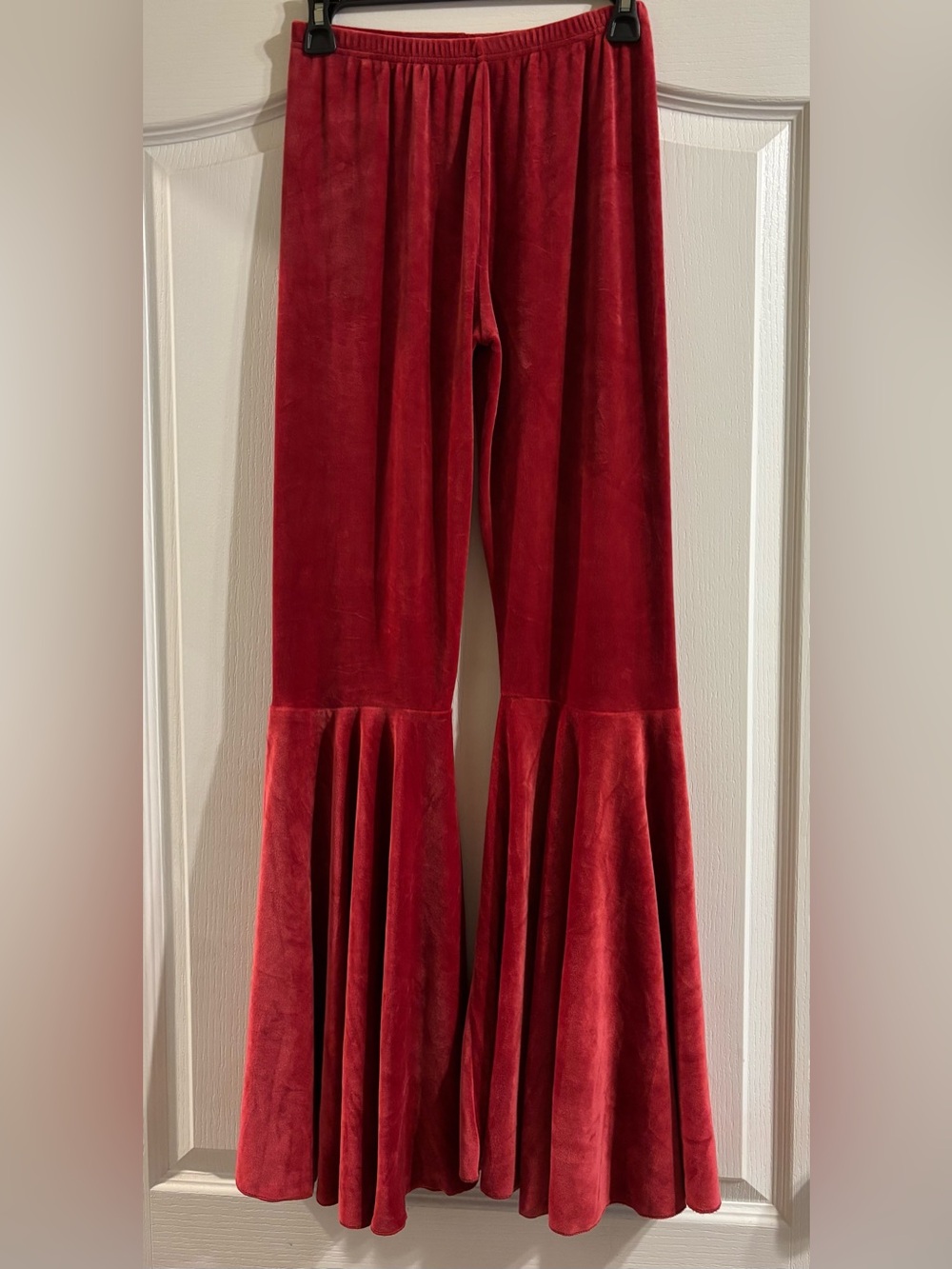 Supersoft stretchy red velvety boho chic flared leggings pants NWOT women’s S